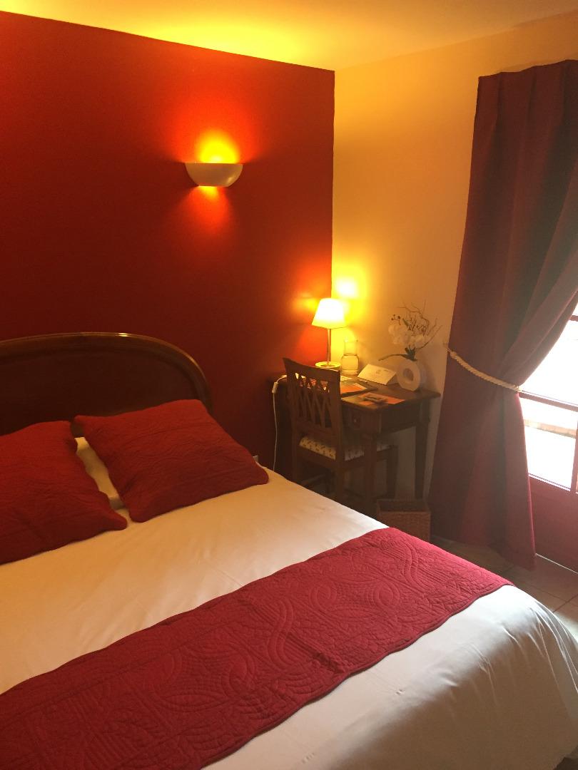 Auberge Du Cheval Blanc - Teritoria Selles-Saint-Denis Kültér fotó